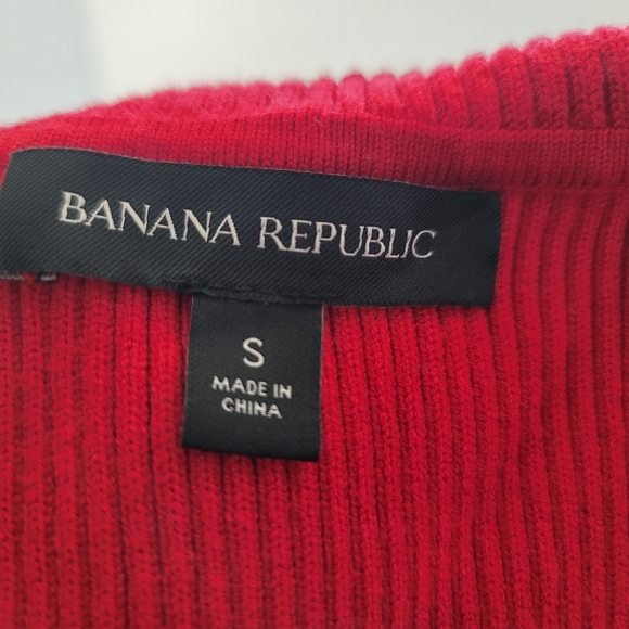 (NWOT) Banana Republic off the shoulder sweater - Picture 4 of 5